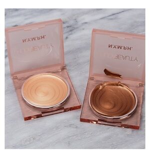 HUDA BEAUTY N.Y.M.P.H. glaze skin glowing perfecter in LUNA. Brand new!